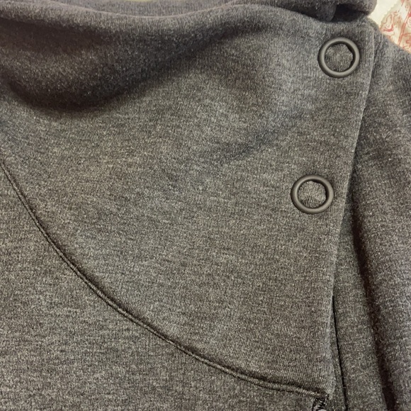 Lucy gray asymmetrical jacket - Picture 5 of 13